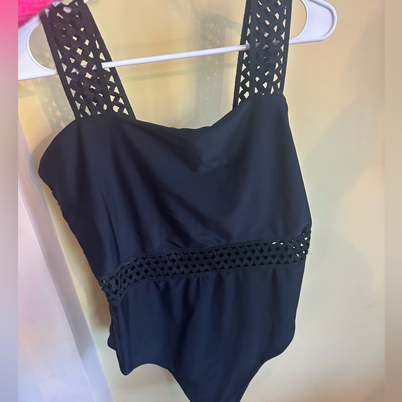 shein black cut out bathing suit one piece 1X - Picture 2 of 5